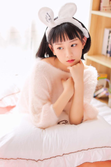 光屁股的女生内裤